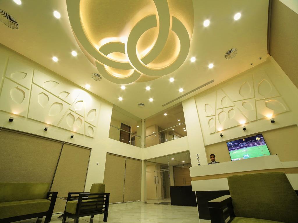 The Basil Park Hotel Bhavnagar Bagian luar foto